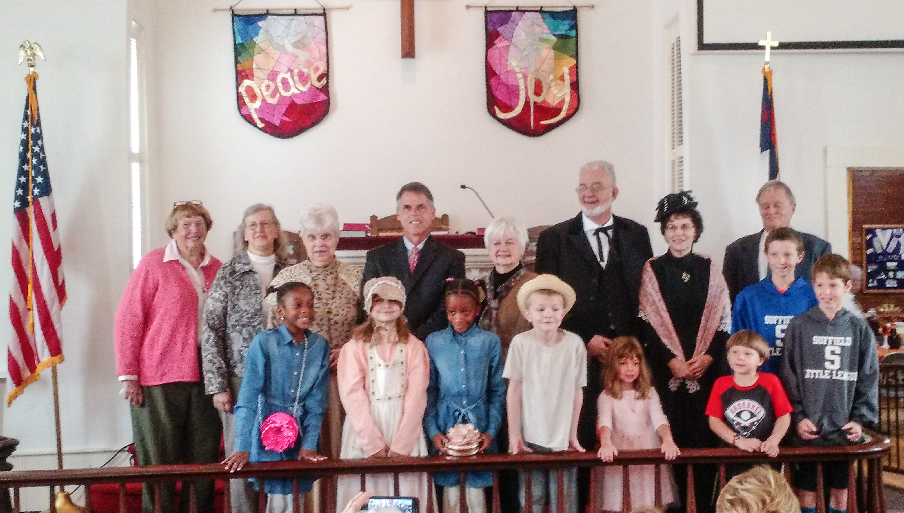 Leaders, dignitaries and children at Copper Hill Church on 200th Anniversary Sunday