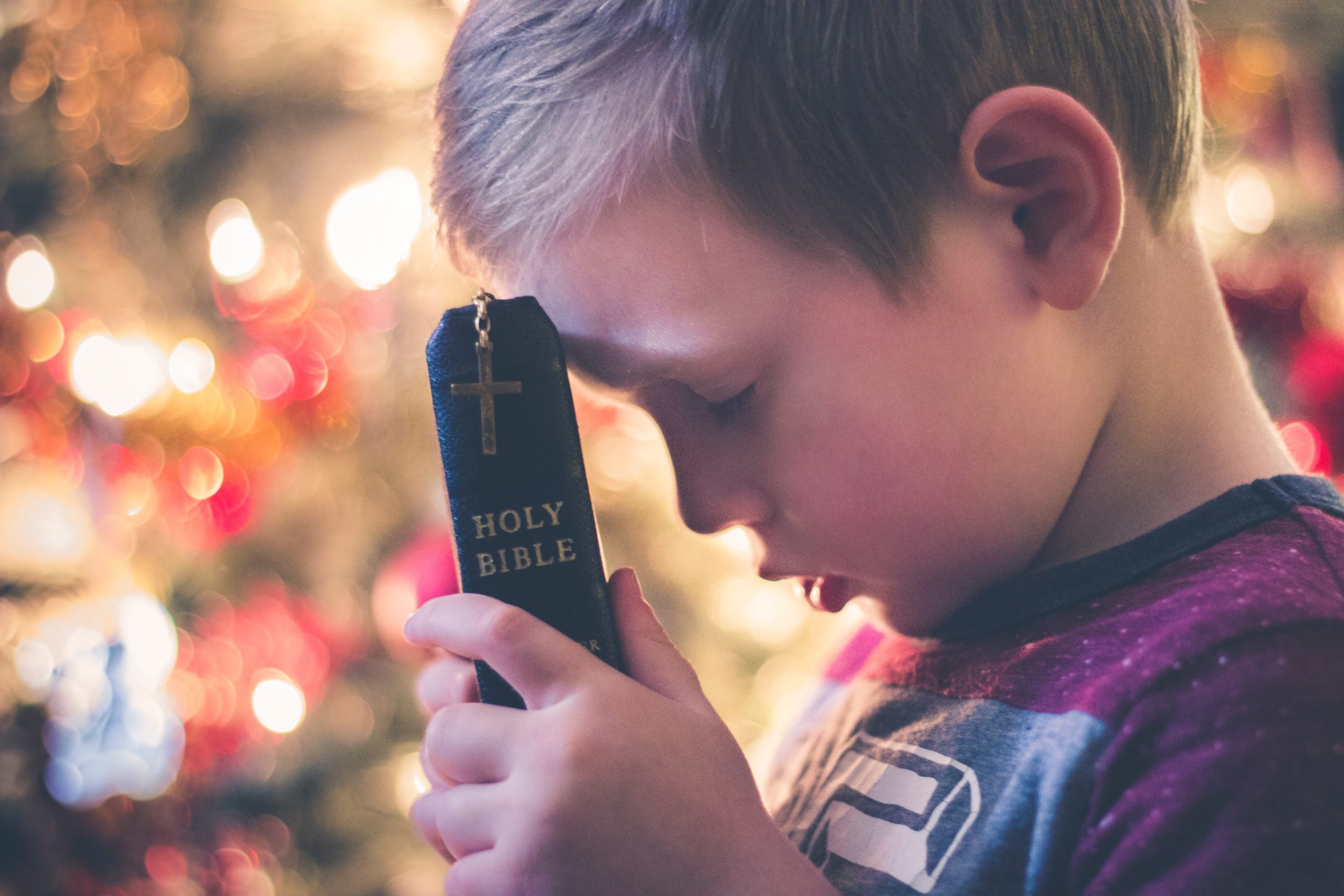 boy praying