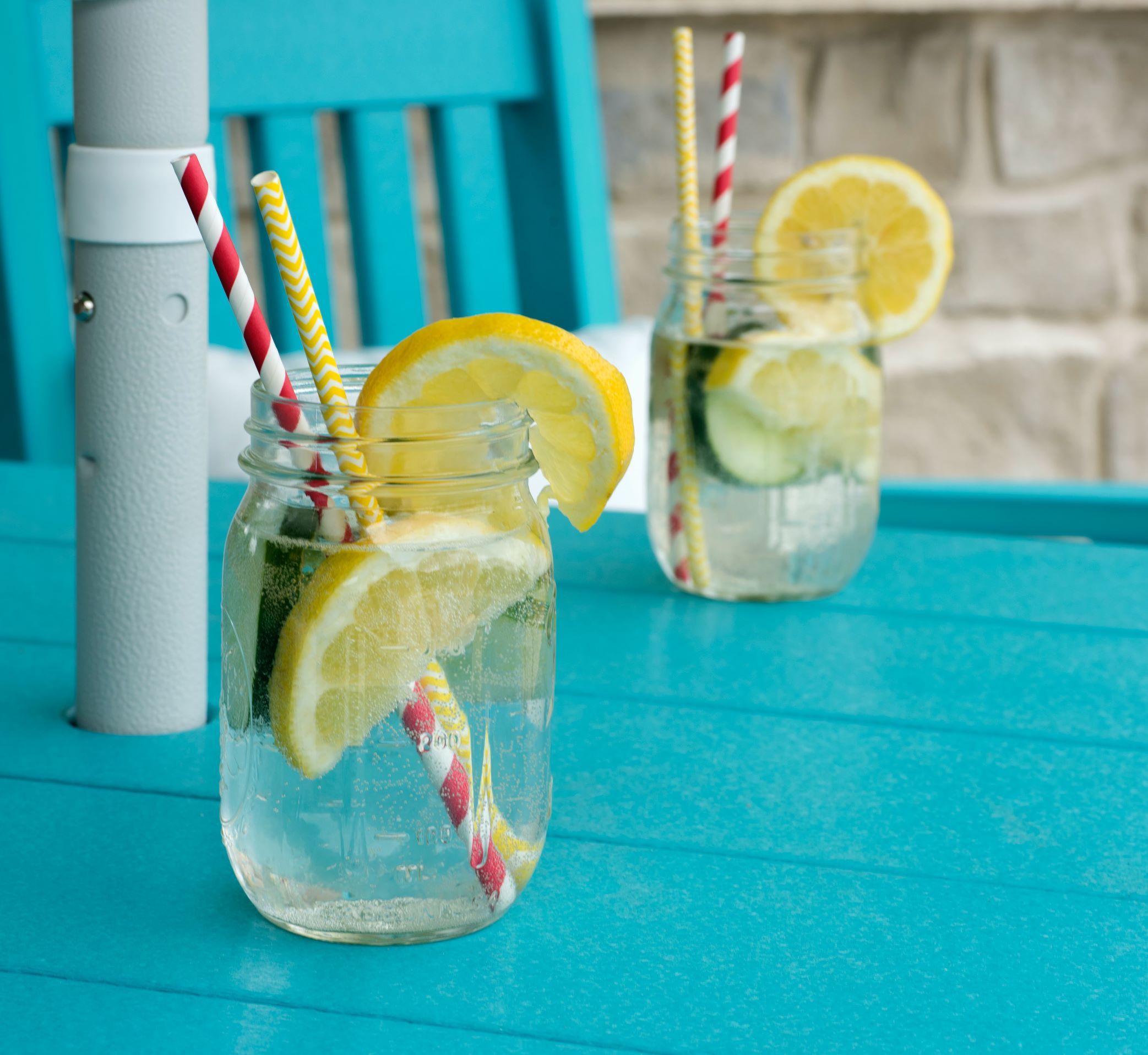 refreshing water with lemon
